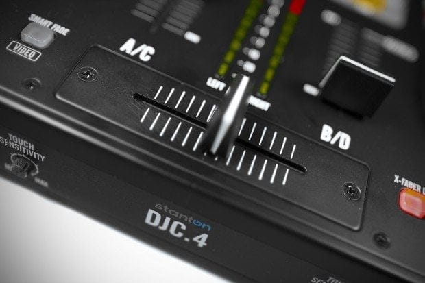 djc4_27 REVIEW: Stanton DJC.4 DJ Controller