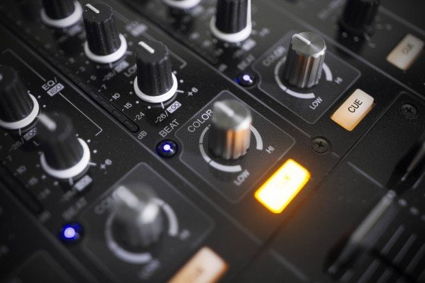 REVIEW: Pioneer DJM-850 4 Channel DJ Mixer – DJWORX