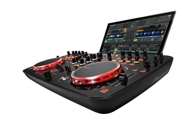 Pioneer DDJ-ERGO-K Controller (2)