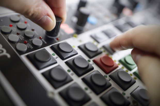 Glanzmann 4tracktrigger DJ MIDI Controller Traktor (14)