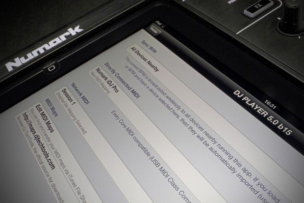 Numark IDJ Pro iOS iPad DJ Controller (8)