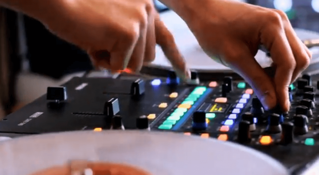 SHOWCASE: Jon1st on the Rane Sixty Two 2 Jon1st Rane Sixty Two video