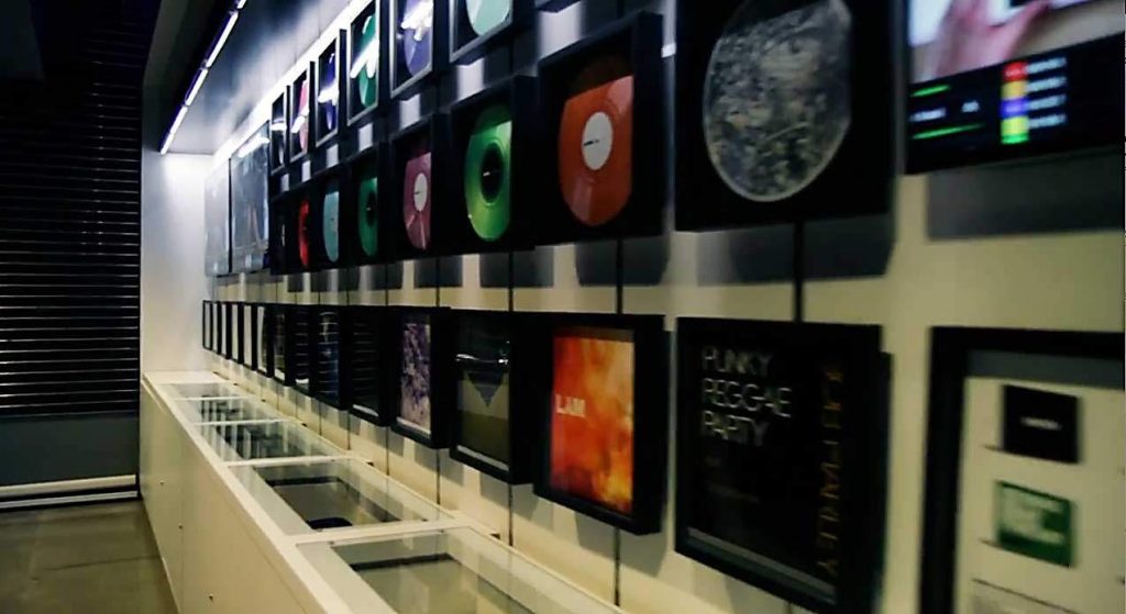 Brand Masterclass: The Serato in-store experience 2 Serato in-store Guitar Center