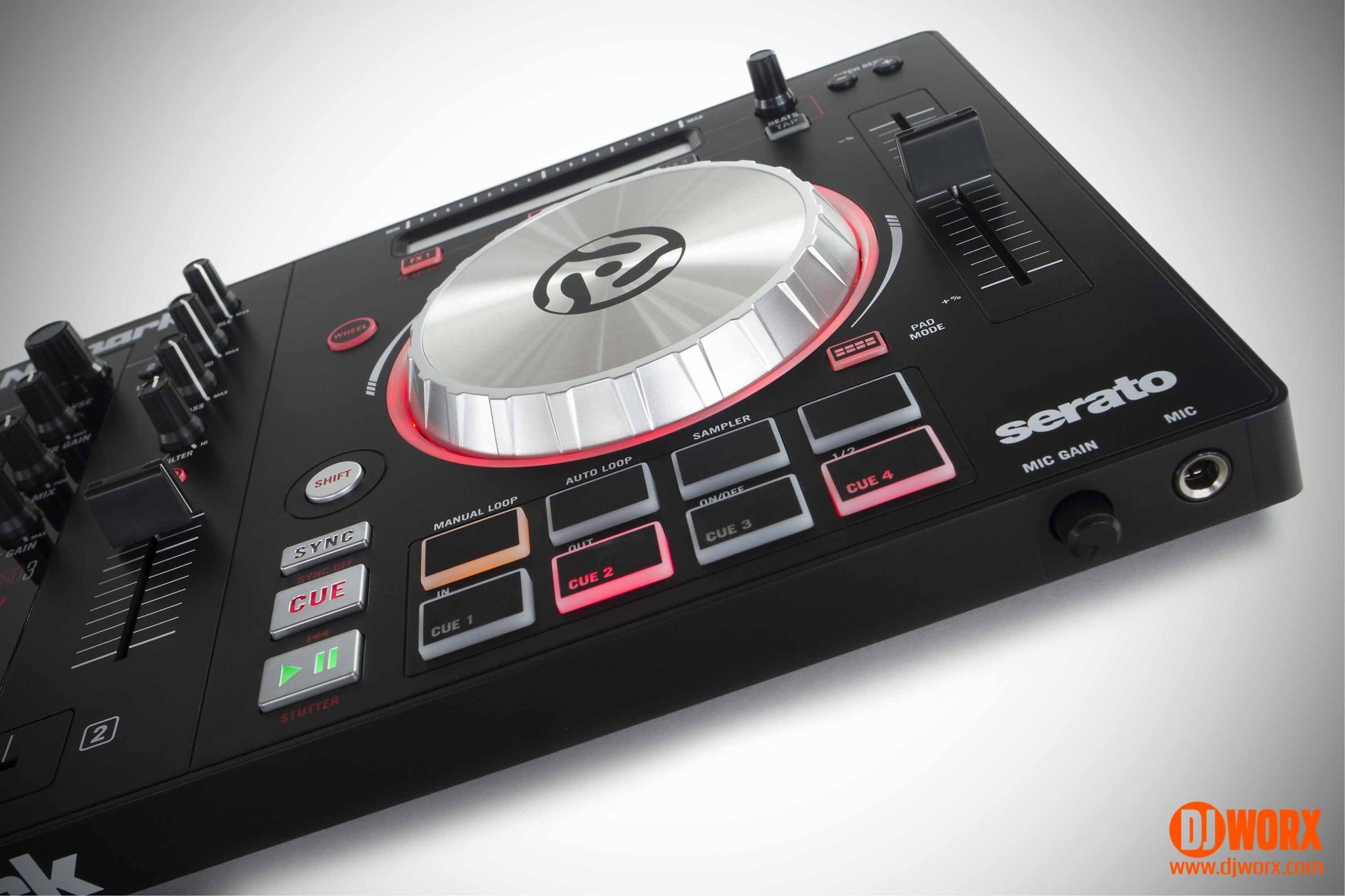 Numark Mixtrack Pro 3 serato DJ Intro controller review (7)