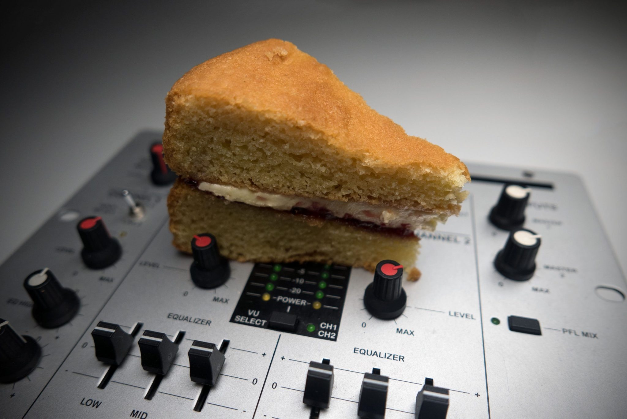 FUN FRIDAY: How to stop clipping on your DJ mixer