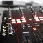 REVIEW: Vestax PMC-05 Pro IV Mixer 52 Vestax PMC-05 Pro IV Scratch Mixer (5)
