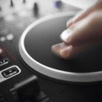 Reloop Terminal 4 Mix DJ Controller Review (19)