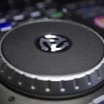 Numark IDJ Pro iOS iPad DJ Controller (22)