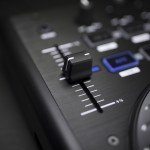 Numark IDJ Pro iOS iPad DJ Controller (20)