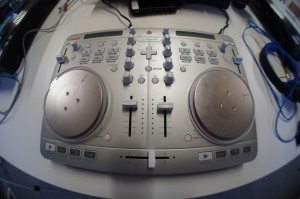 Vestax Spin 2 algoriddim djay iPhone iPad Mac os x (9)