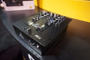 Behringer NOX 101 mixer NAMM 2013 (6)