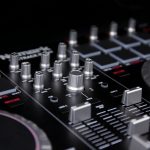 Numark Mixtrack pro II dj controller review (15)