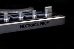 Numark Mixtrack pro II dj controller review (2)