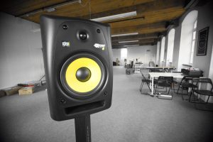 Focusrite forte USB audio interface DJ KRK RP6 monitors