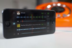 Native Instruments Traktor DJ iPhone iPod iOS app (6)