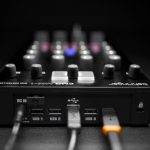Behringer CMD DJ Controller Review (15)