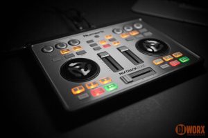Numark Mixtrack Edge DJ Controller review (12)