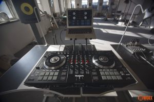 Numark NS7II DJ controller review Serato NS7 II Arkaei (5)