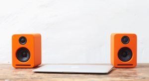 Nocs NS2 Airplay speakers vs wireless spotify (11)