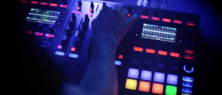 Kontrol S8 davide squillace