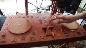 Fredly Wooden DJ DIY controller (7)
