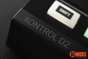 Native Instruments Traktor Kontrol D2 review DJ (2)