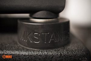 MK Stands Isolation over feet review (5)