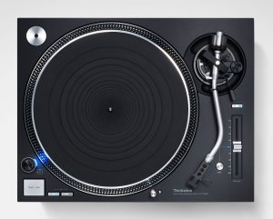 Panasonic Black Technics SL-1210GR turntables (1)