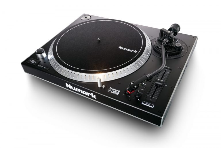 Not like the rest — Numark's NTX1000 turntable 9 Numark NTX1000 turntable (3)