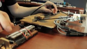 scrubboard cassette tape scratching (2)