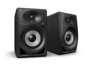 Pioneer DM-40BT bluetooth desktop monitors (5)