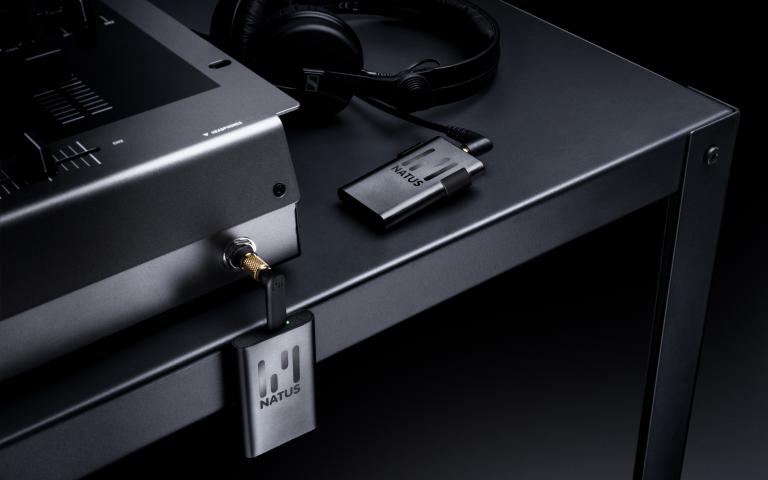 Natus One wireless mobile DJ headphones kickstarter (7)