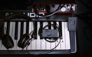 Natus One wireless mobile DJ headphones kickstarter (6)