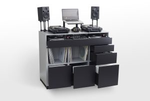 Roomy DJ custom boutique DJ furniture (3)