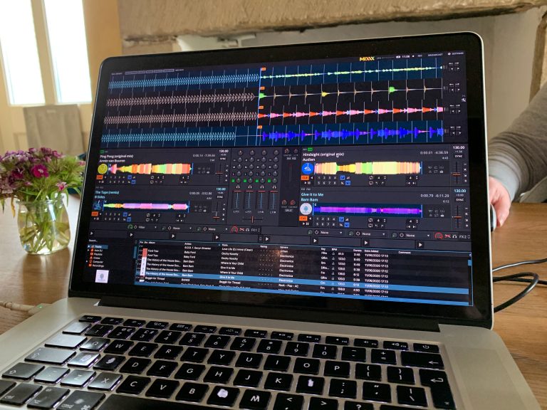 Mixxx 2.3 beta brings colour and more 1 Mixxx 2.3 beta DJ software open source (2)