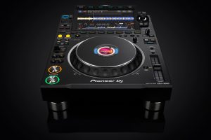 Pioneer DJ CDJ-3000 media player launch (3)